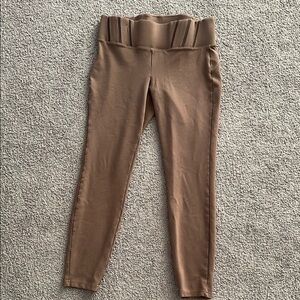 One 5 One Light Brown Pull On Stretch Ankle Pants | Size Medium